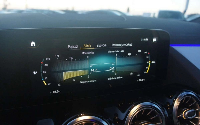 Mercedes-Benz GLA cena 179000 przebieg: 10290, rok produkcji 2020 z Dobrzyca małe 667